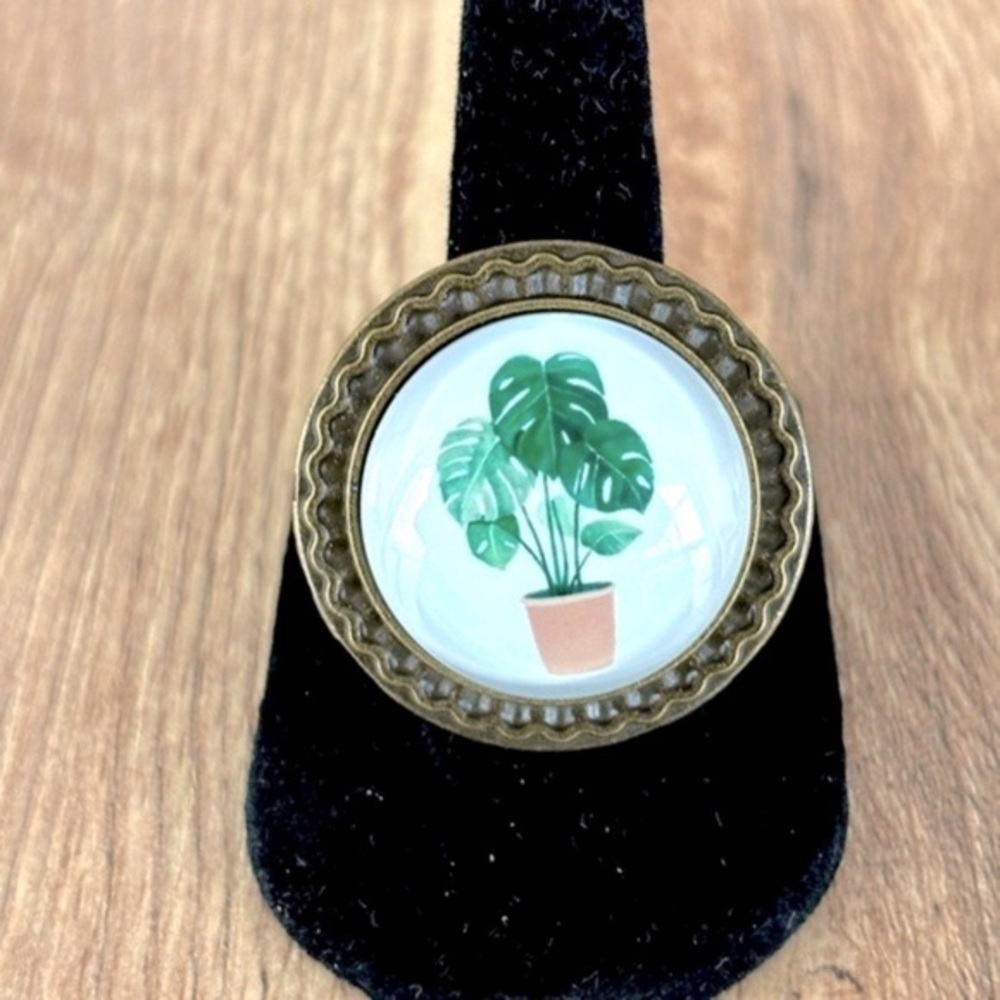 Monstera Deliciosa Adjustable Ring, NWT, Handmade